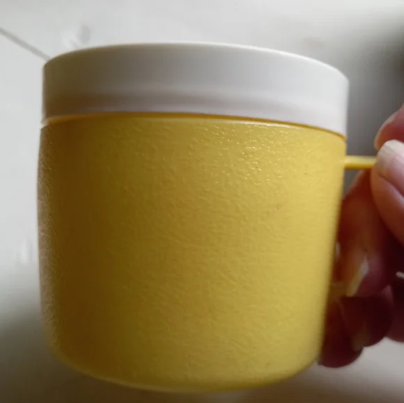 Vintage Therm-o-ware unbreakable cups. - Picture 12 of 14